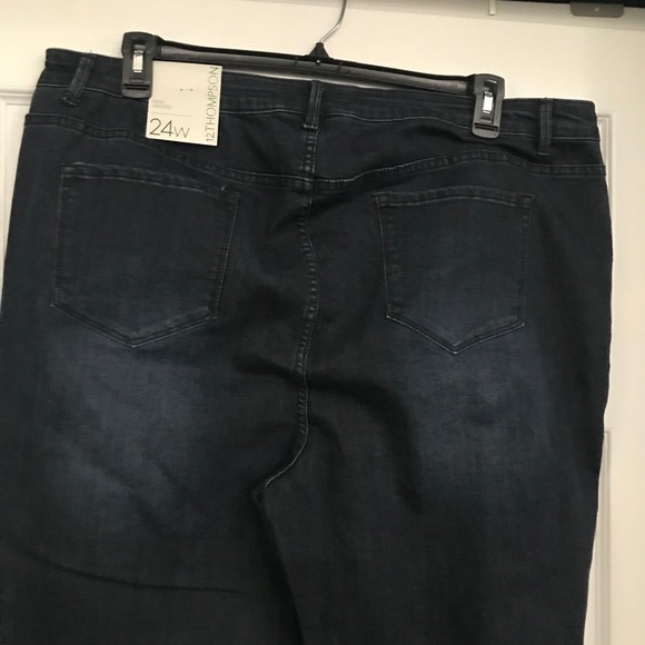 Women's Plus Size 12 Thompson Jeans - Picture 3 of 6